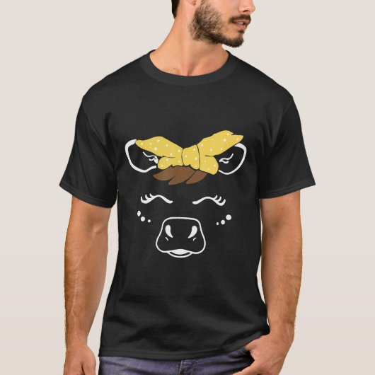 黄色いヘアバンドをしたかわいい牛の顔 Tシャツ (正面)