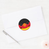黄色いベッドの顔 ラウンドシール (封筒)
