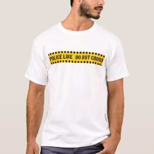 黄色いポリスライン 立入禁止 Tシャツ