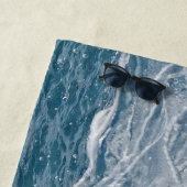 黄色いラブラドル・レトリーバー犬の水泳 ビーチタオル (インサイチュ)