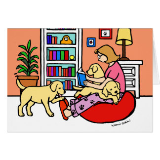 黄色いラブラドールのお母さんの読書