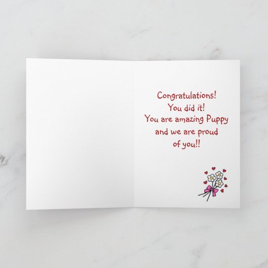 黄色いラブラドールの卒業の子犬の学校 カード (内部)