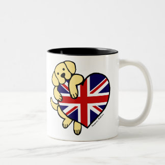 黄色いラブラドール及びイギリスの旗のハート2の漫画 ツートーンマグカップ