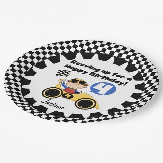 黄色いレースカーの第4誕生日の紙皿 ペーパープレート (アングル)