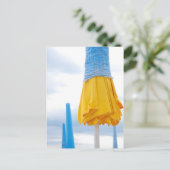 黄色い傘 ポストカード (スタンド正面)