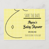 黄色い格子縞のベビーの隆起のベビーシャワーの保存日付 案内ポストカード (正面)