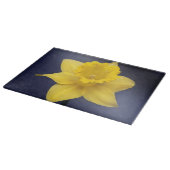黄色い水仙の花フローラの絵を描水色 カッティングボード (角)