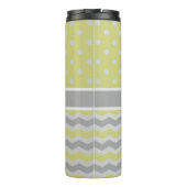 黄色い灰色の水玉模様シェブロン タンブラー (裏面)