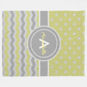 黄色い灰色の水玉模様シェブロン フリースブランケット (正面(横))