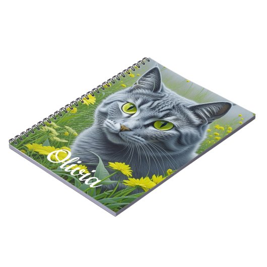 黄色い目をしたキュートな灰色パーソナライズされた猫 ノートブック (左側)