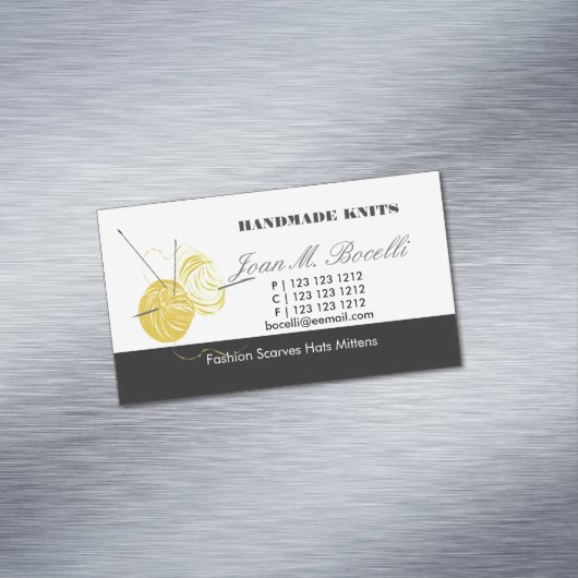 黄色い編み物のかぎ針編みヤーンの技術の芸術家 マグネット名刺 (インサイチュ)