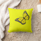 黄色い背景の蝶 クッション (ブランケット)