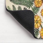 黄色い花が付いているシダ マウスパッド (コーナー)