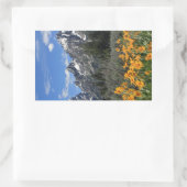 黄色い花との壮大なTetons 長方形シール (バッグ)