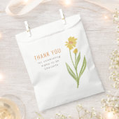 黄色い花と蕾の赤ちゃんシャワー フェイバーバッグ (クリップ留めされた状態)