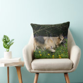 黄色い花のジャーマン・シェパード クッション (椅子)