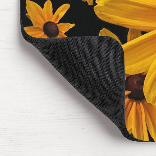黄色い花の黒によって注目されるスーザンによってはマウスパッドが開花します マウスパッド (コーナー)