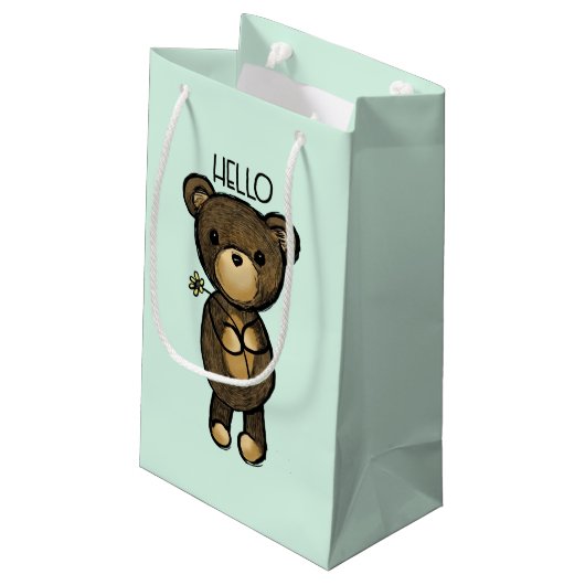 黄色い花を持つかわいい茶色のクマ スモールペーパーバッグ (裏面アングル)