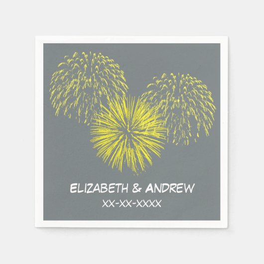 黄色い花火、木炭BGの一流のモノグラム スタンダードカクテルナプキン (正面)