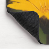 黄色い花 マウスパッド (コーナー)