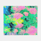 黄色い葉のピンクのあじさい園 フリースブランケット (正面(横))