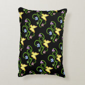 黄色い蝶と春の花アクセント枕 アクセントクッション (裏面(縦))