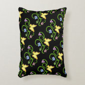 黄色い蝶と春の花アクセント枕 アクセントクッション (正面(垂直))