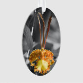 黄色い蝶の蘭の花 オーナメント (正面)
