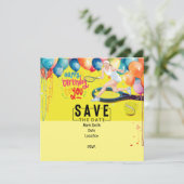 黄色い誕生日のラケット付きテニスボール 招待状 (スタンド正面)