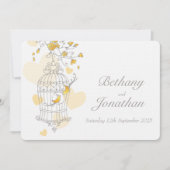 黄色い鳥がかごを開けて結婚式の招待を受ける 招待状 (正面)