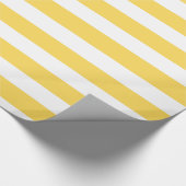 黄色いDeckchairは縞で飾ります ラッピングペーパー (角)