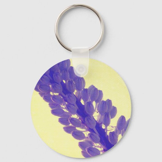 黄色いKeychainの紫色の花 キーホルダー (正面)