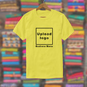 黄色いTシャツのビジネス名とロゴ Tシャツ