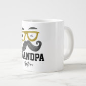 黄色おもしろいのクラスと口ひげカスタムおじいちゃん ジャンボコーヒーマグカップ (正面右)