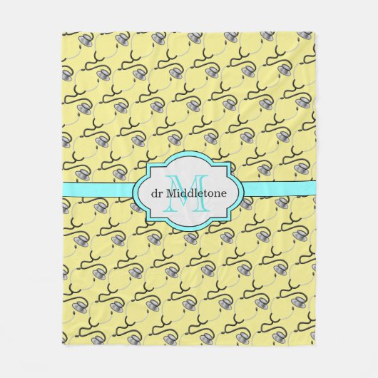 黄色おもしろい名の医師の聴診器 フリースブランケット (正面)