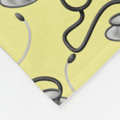 黄色おもしろい名の医師の聴診器 フリースブランケット (角)