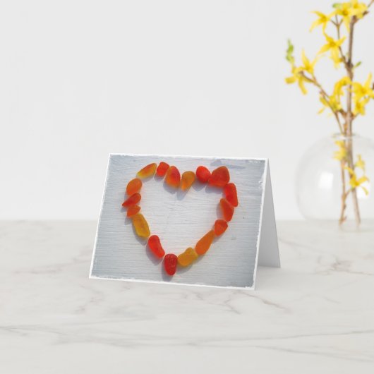 黄色およびオレンジ海のガラスハートの郵便はがき カード (黄色い花)