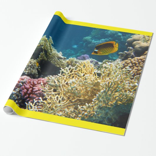 黄色および黒い蝶魚 ラッピングペーパー (アンロールド)