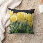 黄色かわいらしチューリップクッション クッション (ブランケット)