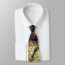 黄色がかった黒い斑点のある爬虫類の皮膚？