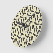 黄色こうもり ラウンド壁時計 (傾斜)