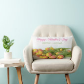 黄色とオレンジのチューリップが咲く母の日 ランバークッション (椅子)