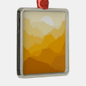 黄色とオレンジの山の日の出 メタルオーナメント (右)
