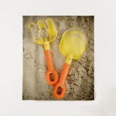 黄色とオレンジの砂のおもちゃ タペストリー (正面)