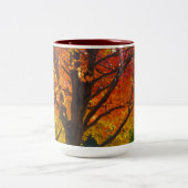 黄色とオレンジの紅葉写真 ツートーンマグカップ (中央)