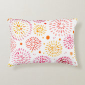 黄色とオレンジ色の可愛い水彩花火 アクセントクッション (正面)