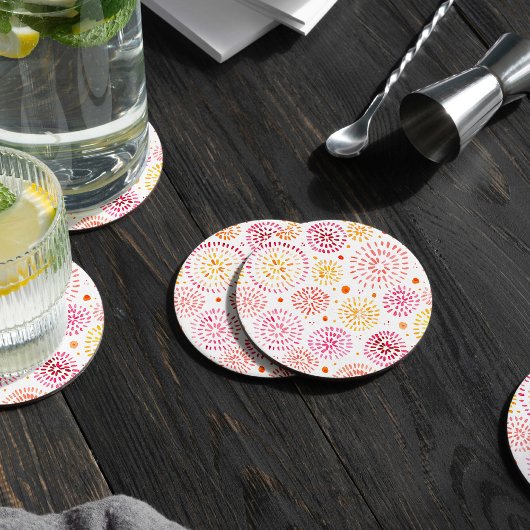 黄色とオレンジ色の可愛い水彩花火 ラウンドペーパーコースター