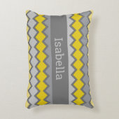 黄色とグレーのジオメトリパターン名 アクセントクッション (正面(垂直))