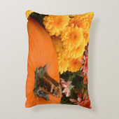 黄色とサンゴのミームを持つカボチャ アクセントクッション (裏面(縦))