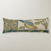 黄色とティール（緑がかった色）の青い鳥が枝に止まる ボディピロー (正面)